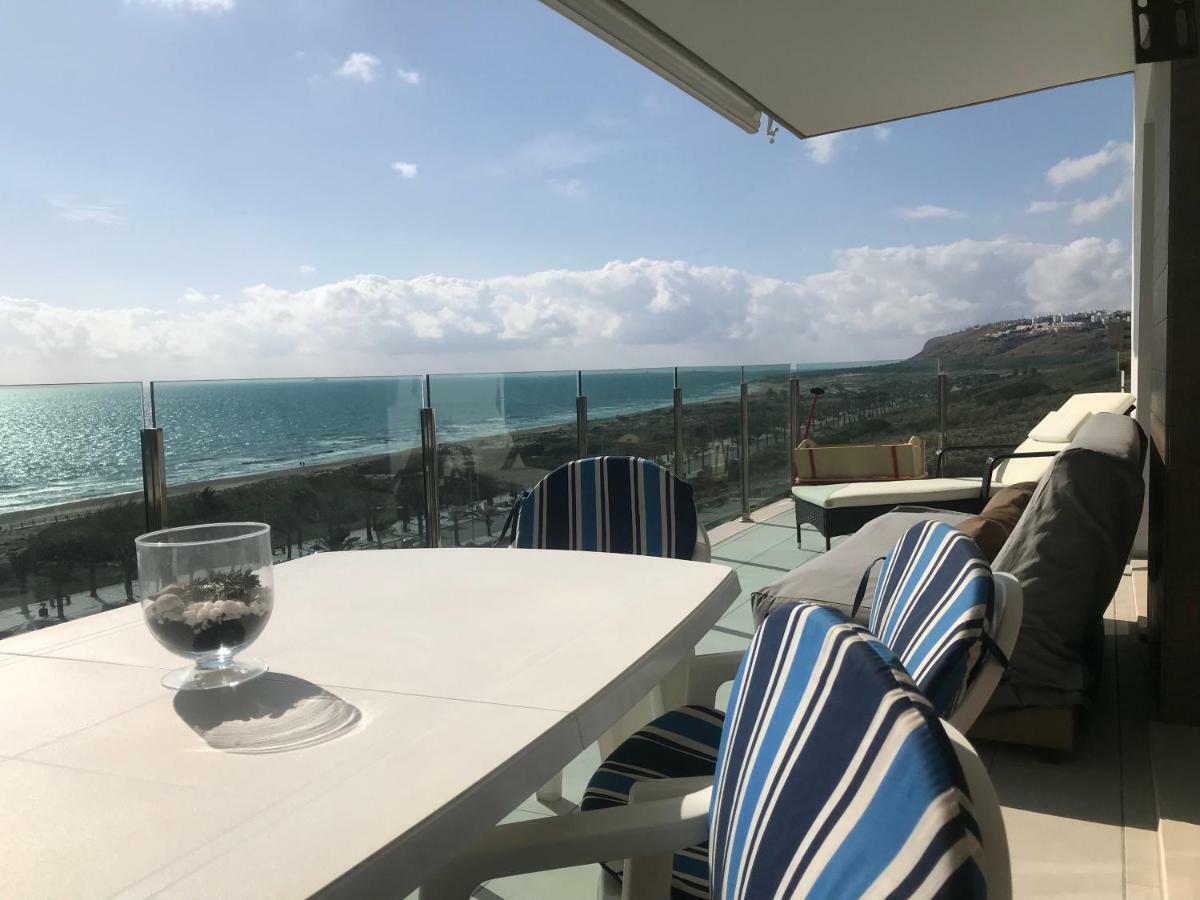 Great Views First Line Teleworkers And Families Unforgetable Apartment Arenales del Sol Buitenkant foto